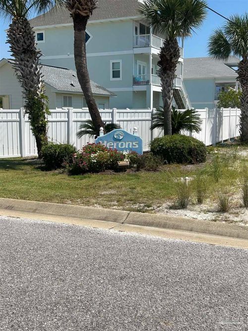 921 Nautilus Ct, Pensacola, FL, 32507-4619 | Card Image