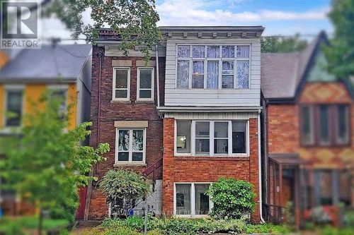 main-level-233 Borden Street, Toronto (University), ON, M5S2N5 | Card Image