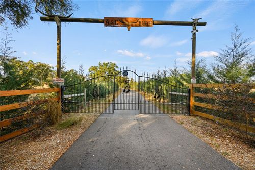 23016 Nw 102nd Ave, Alachua, FL, 32615-7817 | Card Image