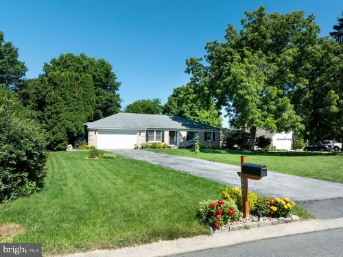 1221 Haymaker Rd, STATE COLLEGE, PA, 16801-6944 | Card Image