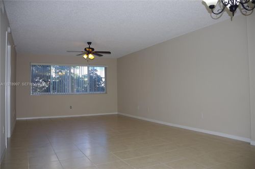 apt-g315-9511 Weldon Cir, Tamarac, FL, 33321-0922 | Card Image