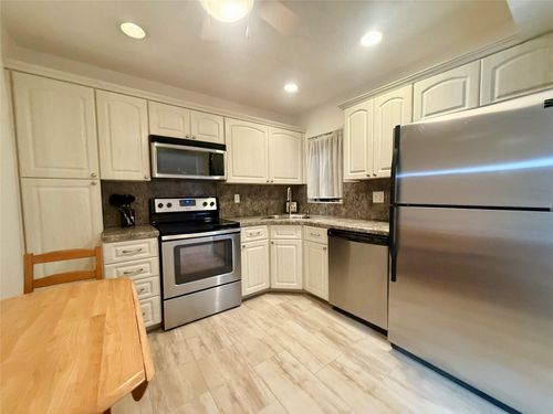 2998-3993 Carambola Cir N, Coconut Creek, FL, 33066-2451 | Card Image