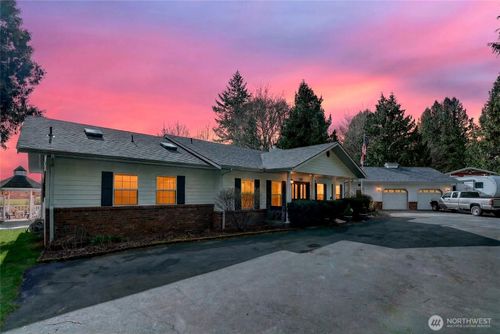 20070 Parkridge Ln, Sedro Woolley, WA, 98284-7601 | Card Image