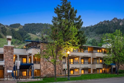 202-301 E Hyman Ave, Aspen, CO, 81611-1917 | Card Image