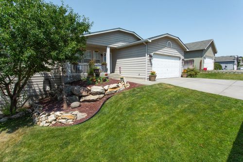 8412 E Bull Pine Ln, Spokane, WA, 99217-9260 | Card Image