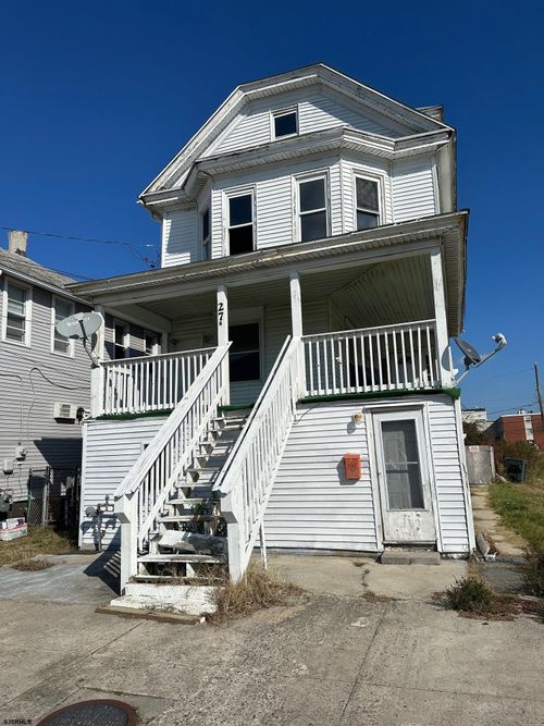 27 N Rhode Island Ave, Atlantic City, NJ, 08401-5401 | Card Image