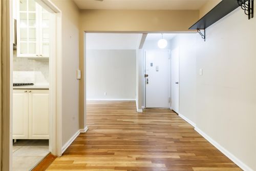 apt-1d-325 Palmer Ter, Mamaroneck, NY, 10543-2457 | Card Image