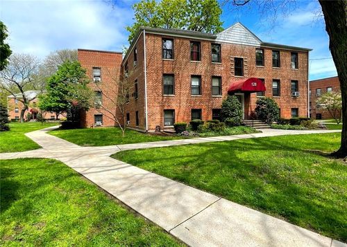 a4-124 Richbell Rd, Mamaroneck, NY, 10543-3217 | Card Image