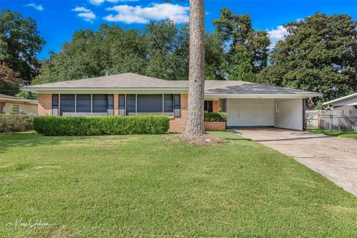 1904 Bonn St, Bossier City, LA, 71112-2011 | Card Image
