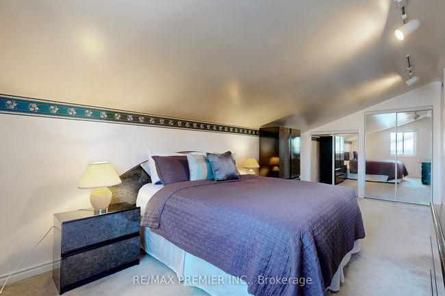 191 Invergordon Ave, House other with 6 bedrooms, 3 bathrooms and 4 parking in Scarborough ON | Image 29