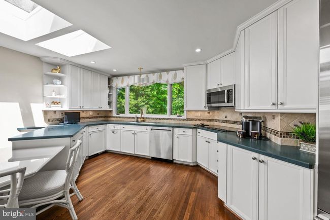 4015 Laird Pl, House other with 4 bedrooms, 4 bathrooms and null parking in CHEVY CHASE MD | Image 10