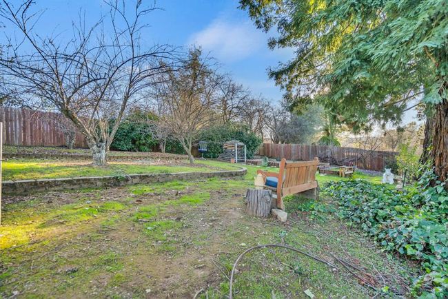 154 Crusader Road, House other with 3 bedrooms, 2 bathrooms and 2 parking in Diamond Springs CA | Image 44