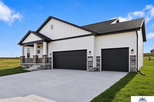 4814 S 198th Ave, Omaha, NE, 68135 | Card Image
