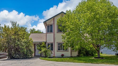 365 Curtis Ave, De Beque, CO, 81630-5028 | Card Image