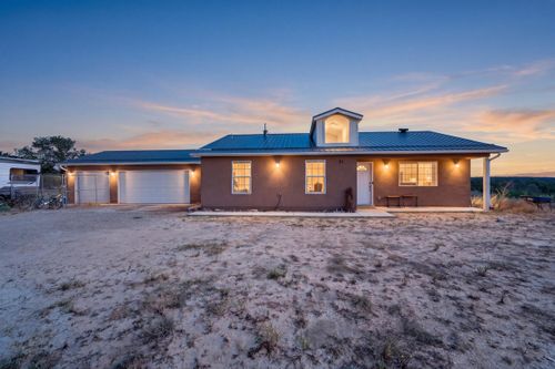 21 Trade Ct, Edgewood, NM, 87015-8077 | Card Image