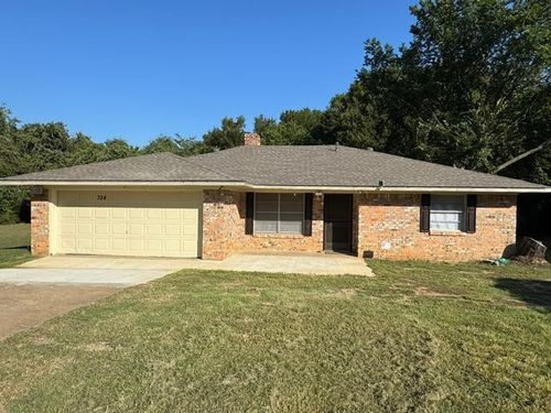 324 Oakwood Cir, Shady Shores, TX, 76208-5212 | Card Image