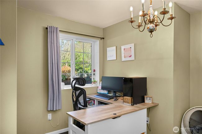 21010 Hobson Rd Se, House other with 3 bedrooms, 3 bathrooms and 7 parking in Yelm WA | Image 19