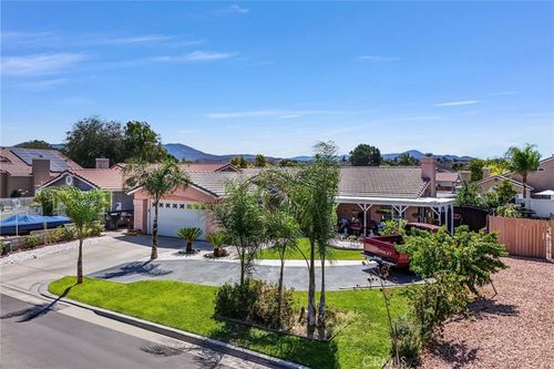 44295 Compiegne Dr, Hemet, CA, 92544 | Card Image