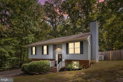 975 Swan Ln, Ruther Glen, VA, 22546-1209 | Card Image