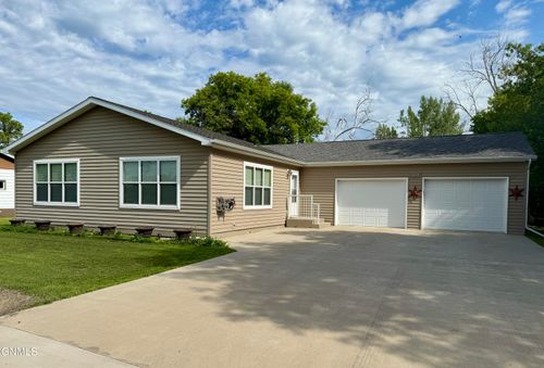 511 Jessamine Ave, Aneta, ND, 58212-4228 | Card Image