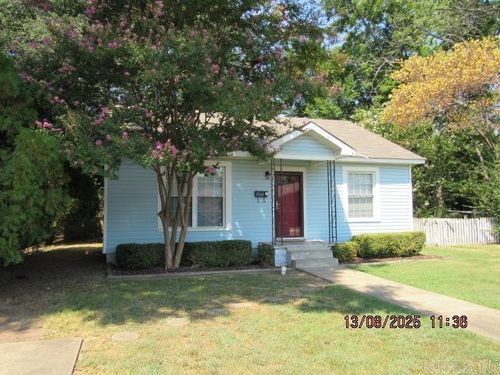 1221 Watkins St, Conway, AR, 72034-3885 | Card Image