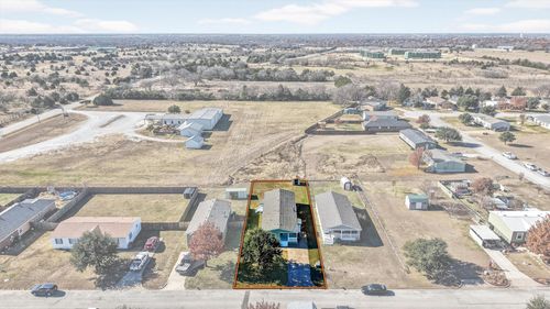 315 Glenwood St, Gainesville, TX, 76240-1515 | Card Image