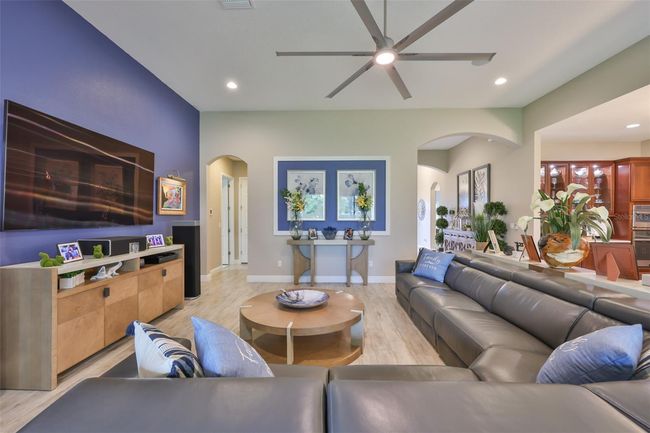 6016 Shadowlake Dr, House other with 4 bedrooms, 3 bathrooms and null parking in APOLLO BEACH FL | Image 11