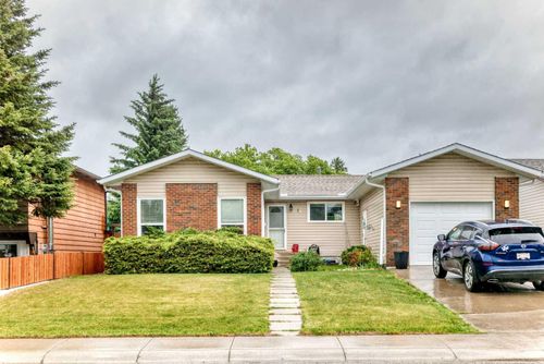 20 Deermont Way Se, Calgary, AB, T2J5P3 | Card Image