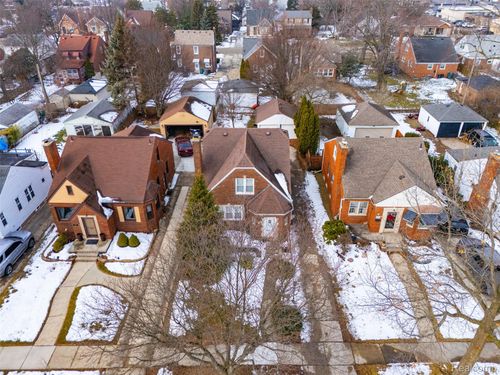 2045 N Elizabeth St, Dearborn, MI, 48128-1371 | Card Image