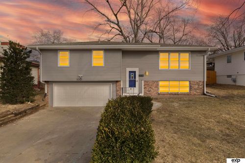 5041 S 93rd St, Omaha, NE, 68127-2441 | Card Image
