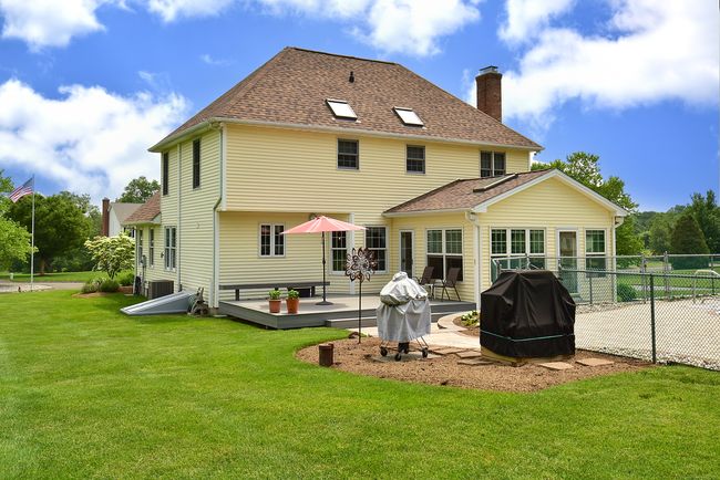 29 Michael Ln, House other with 4 bedrooms, 3 bathrooms and null parking in Suffield CT | Image 32