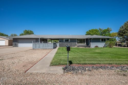 1413 20 1/2 Ln, Pueblo, CO, 81006-1836 | Card Image