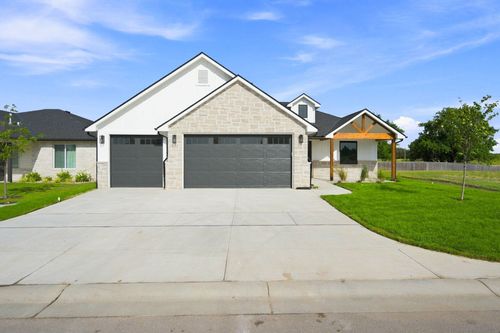861 N Speyside Cir, Andover, KS, 67002-8989 | Card Image