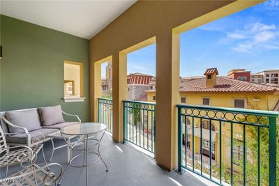 207 - 30 Strada Di Villaggio, Home with 2 bedrooms, 1 bathrooms and 1 parking in Henderson NV | Image 2