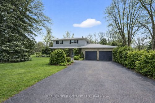 6 Farr Ave, Sharon, ON, L0G1V0 | Card Image