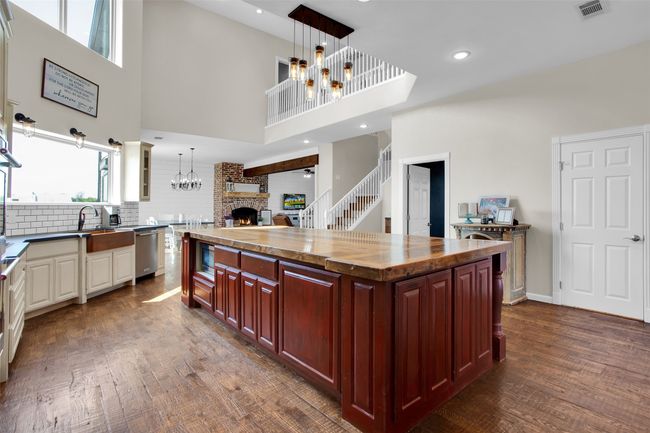 1060 Cypress Point Dr, House other with 5 bedrooms, 3 bathrooms and null parking in Gunter TX | Image 6