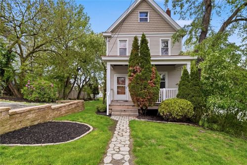 1732 Warriors Rd, Pittsburgh, PA, 15205-3902 | Card Image