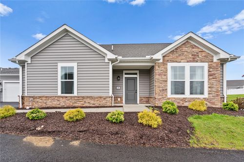 151 Village Ln, Finleyville, PA, 15332 | Card Image