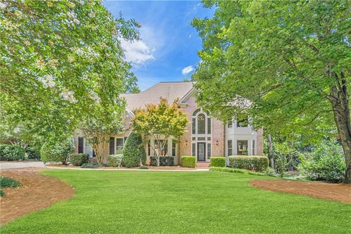 10685 Oxford Mill Cir, Alpharetta, GA, 30022-6369 | Card Image