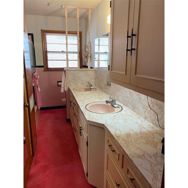 1809 W 19 Th St, House other with 4 bedrooms, 3 bathrooms and null parking in Plainview TX | Image 11