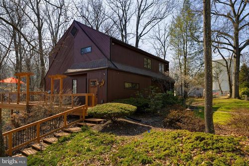 109 Ridge Rd, GREENBELT, MD, 20770-1665 | Card Image
