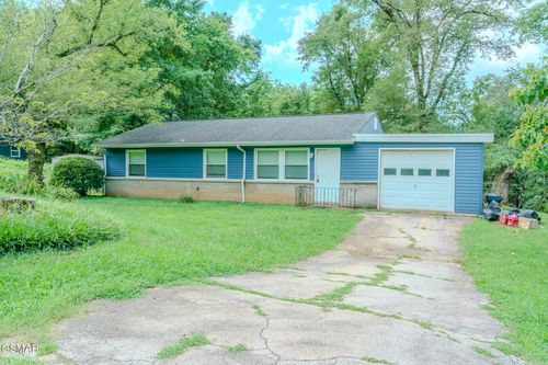 1312 Huntington Rd, Knoxville, TN, 37919-8422 | Card Image