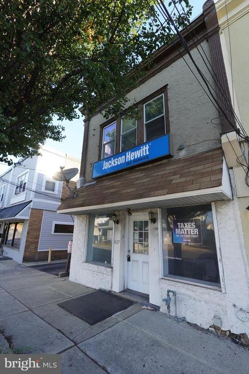 427 Church Ln, LANSDOWNE, PA, 19050-3230 | Card Image