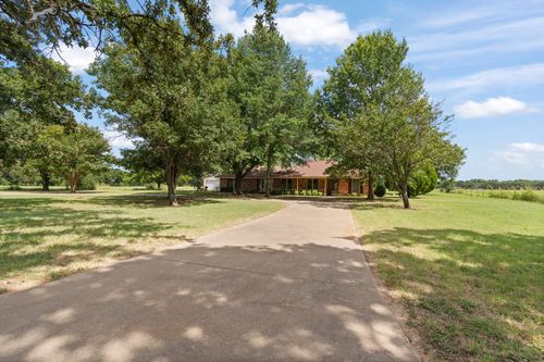 6140 County Road 402, Grandview, TX, 76050-3111 | Card Image