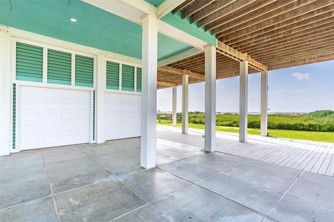 852 Lazy Ln, House other with 4 bedrooms, 3 bathrooms and 1 parking in Crystal Beach TX | Image 37