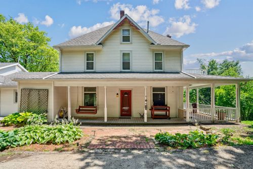 110 N Brodrecht Rd, Galena, IL, 61036-8610 | Card Image