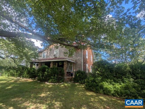 7416 Greenwood Station Rd, GREENWOOD, VA, 22943-1601 | Card Image