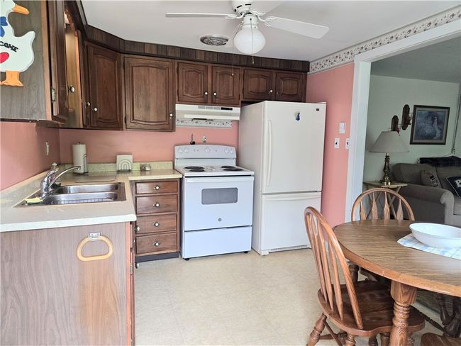 1126 Slate Point Rd, House other with 3 bedrooms, 1 bathrooms and 1 parking in Vandergrift PA | Image 7
