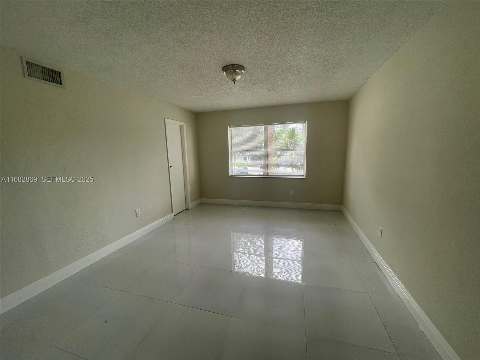 Residential in Sunrise 3
