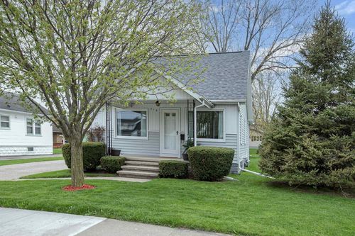 216 Williams Street, Combined Locks, WI, 54113 | Card Image
